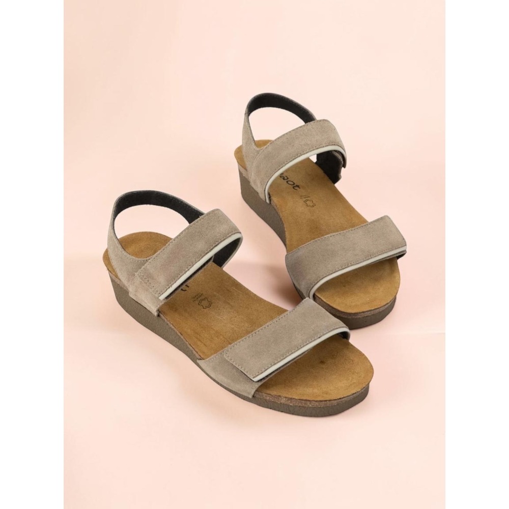 NAOT AISHA SANDALS ALMOND SUEDE IVORY LEATHER SIZE 38 EU/ 7 US